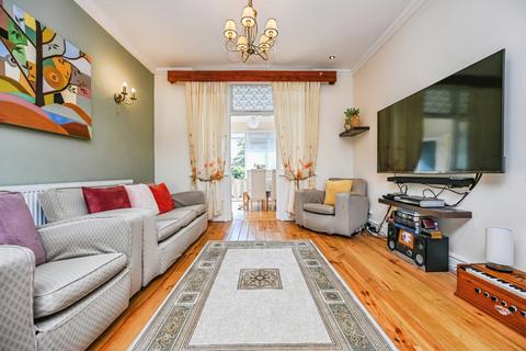 4 bedroom semi-detached house for sale, Melbreck Road, Liverpool, Merseyside, L18