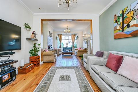 4 bedroom semi-detached house for sale, Melbreck Road, Liverpool, Merseyside, L18