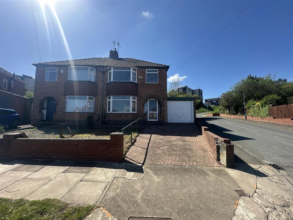 Howe Rd Jagger York Howe Hill Close, York 3 bed semi-detached house for sale - £275,000