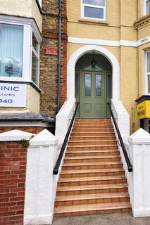1 bedroom apartment to rent, High Street, Broadstairs