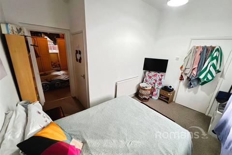 2 bedroom duplex for sale, Pickford Street, Aldershot, Hampshire