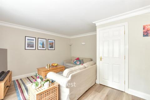 3 bedroom end of terrace house for sale, Cherry Place, Haywards Heath RH16