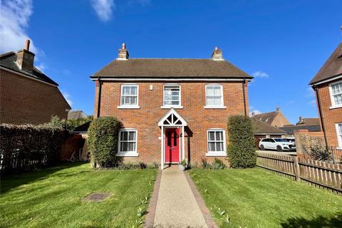4 bedroom detached house to rent, Taylor Drive, Bournemouth, Dorset, BH8