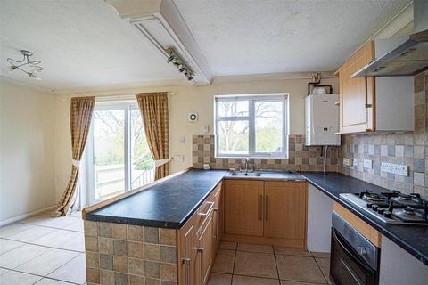 3 bedroom end of terrace house for sale, Warren Close, St. Leonards-On-Sea