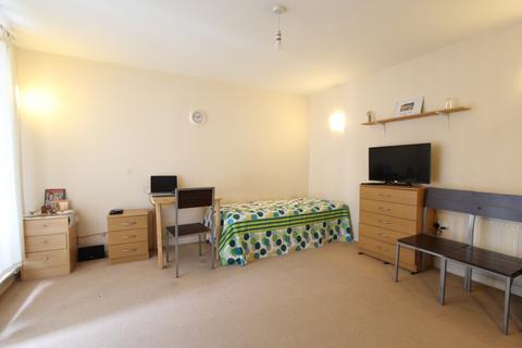 1 bedroom flat for sale, City view, Centreway Apartments, Ilford, essex, IG1
