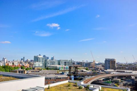 3 bedroom flat for sale, Merryweather Place, Greenwich, London, SE10