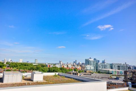 3 bedroom flat for sale, Merryweather Place, Greenwich, London, SE10