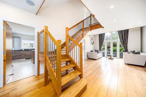 undefined, Caol Court, Thorntonhall