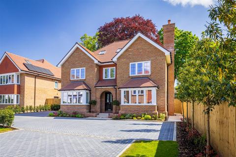5 bedroom detached house for sale, Horseshoe Lane West, Guildford