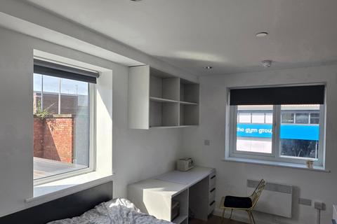 1 bedroom in a flat share to rent, Kettering Road, Northampton NN1