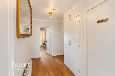 undefined, Bromley BR1