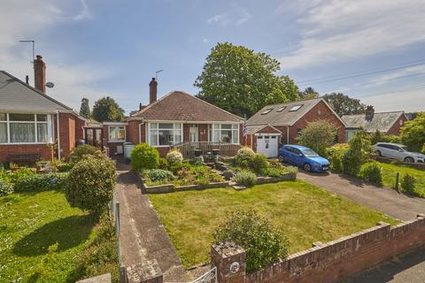 2 bedroom detached bungalow for sale, Buckerell Avenue, Exeter