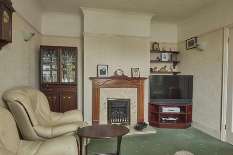 2 bedroom detached bungalow for sale, Buckerell Avenue, Exeter