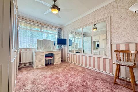 2 bedroom semi-detached bungalow for sale, Montfort Road, Chatham ME5