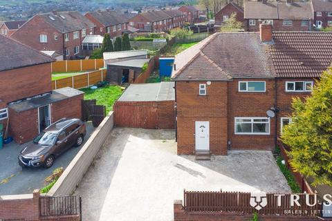2 bedroom semi-detached house for sale, Bevor Crescent, Heckmondwike, WF16
