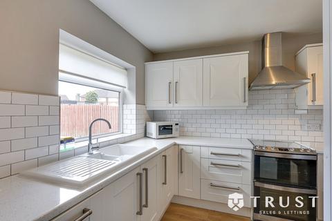 2 bedroom semi-detached house for sale, Bevor Crescent, Heckmondwike, WF16