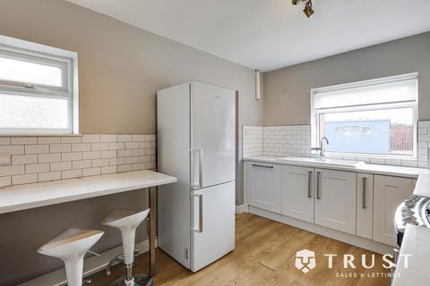 2 bedroom semi-detached house for sale, Bevor Crescent, Heckmondwike, WF16