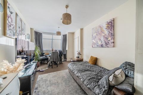 1 bedroom flat for sale, Wiltshire Road, Thornton Heath, CR7
