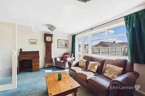 3 bedroom semi-detached house for sale, Cedar Road, Barton Under Needwood