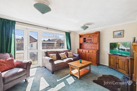 3 bedroom semi-detached house for sale, Cedar Road, Barton Under Needwood