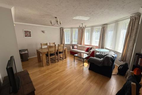 2 bedroom apartment to rent, TENNYSON LODGE, OX1