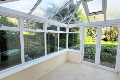 3 bedroom detached house for sale, Wodhams Drive, Brackley