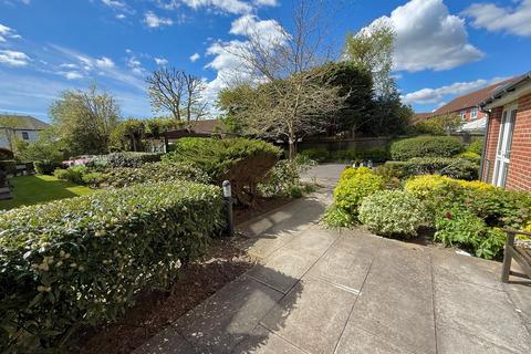 1 bedroom flat for sale, Wakehurst Place, Rustington