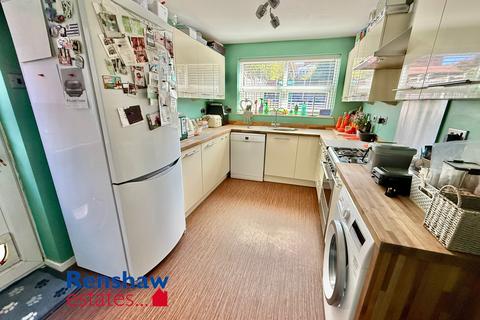 4 bedroom detached house for sale, Hays Close, Shipley View, Ilkeston