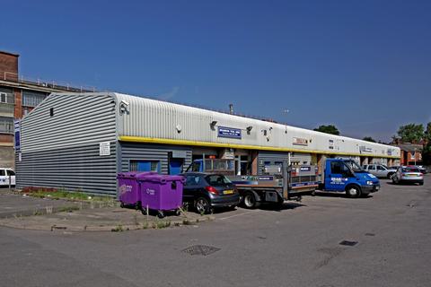 Warehouse to rent, Dalmeyer Rd London NW10 2XA