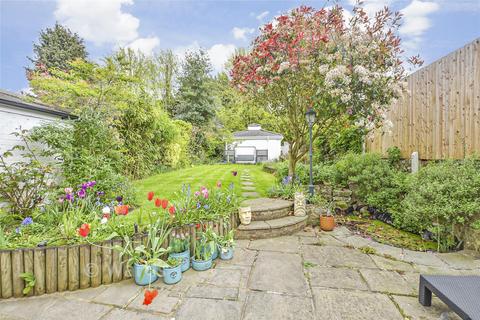 4 bedroom semi-detached house for sale, Loose Road, Maidstone ME15