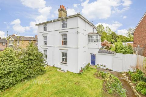 4 bedroom semi-detached house for sale, Loose Road, Maidstone ME15