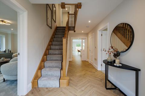 5 bedroom detached house for sale, Horseshoe Crescent, Guildford GU1