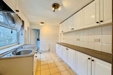 3 bedroom terraced house for sale, River Row, Abertillery NP13