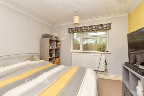 2 bedroom maisonette for sale, Duchess Of Kent Drive, Chatham ME5