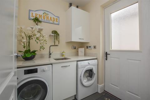 3 bedroom detached house for sale, Fieldwood Way, Bulphan, Upminster