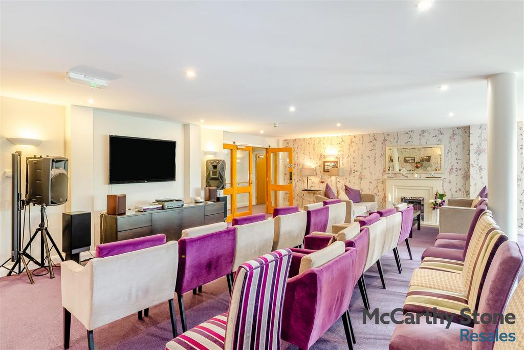 8687604-interior03.jpg
