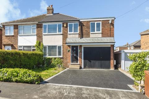 3 bedroom semi-detached house for sale, Cambridge Crescent, Crofton, Wakefield, West Yorkshire, WF4