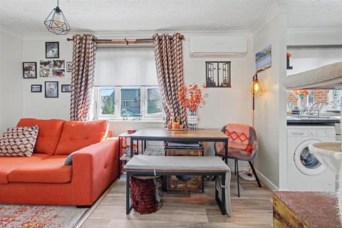 1 bedroom terraced house for sale, Bayfield Close, King's Lynn
