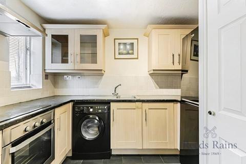 1 bedroom apartment for sale, Cumberland Place, London SE6