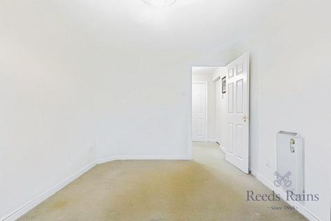 1 bedroom apartment for sale, Cumberland Place, London SE6