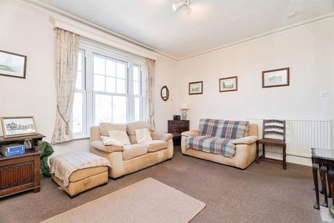 2 bedroom maisonette for sale, Park Road, Cromer