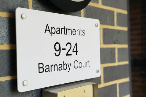 1 bedroom flat for sale, Barnaby Court, Wallingford