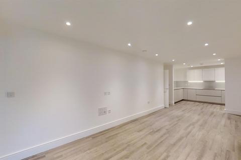 2 bedroom apartment for sale, Gaumont Place, Streatham Hill, London