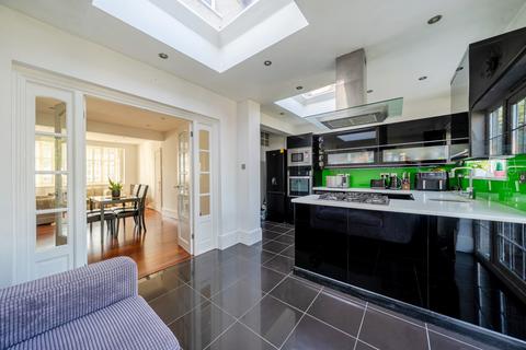 3 bedroom semi-detached house for sale, Jevington Way, Lee