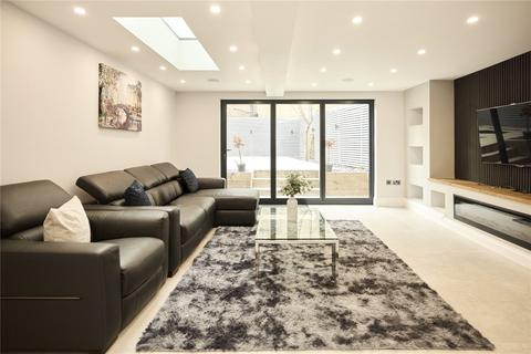 undefined, Grayling Road, London, N16