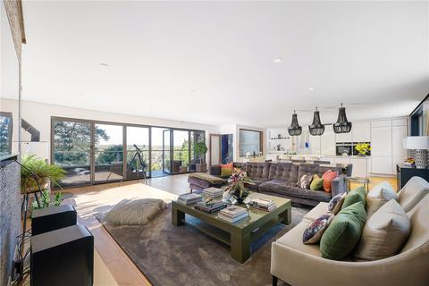 Robins Grove, West Wickham, BR4