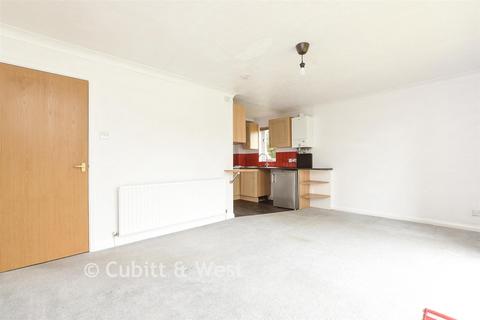 Studio for sale, Ladbroke Court, Redhill RH1