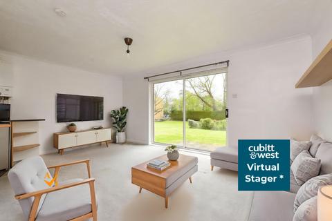 Studio for sale, Ladbroke Court, Redhill RH1