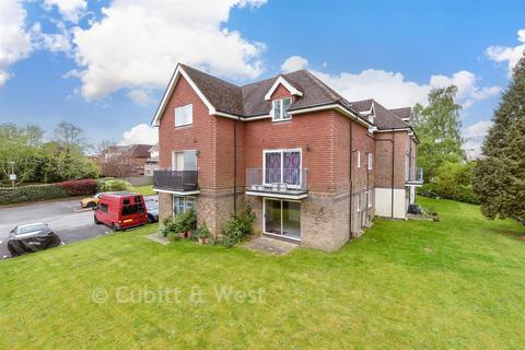 Studio for sale, Ladbroke Court, Redhill RH1
