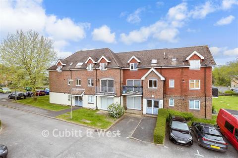Studio for sale, Ladbroke Court, Redhill RH1